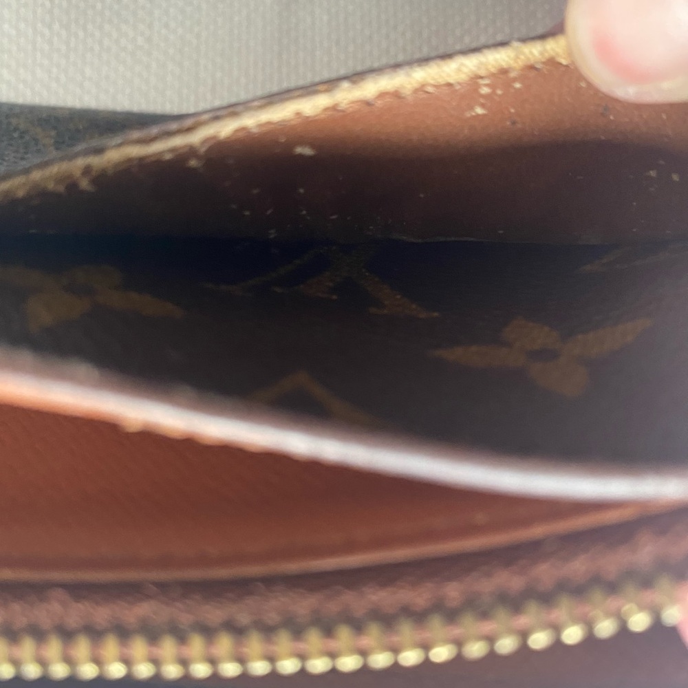 Louis Vuitton Sarah monogram wallet - Picture 8 of 15